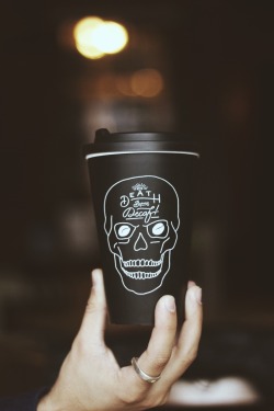 死 投稿 カフェイン抜きのコーヒー Death by decaf