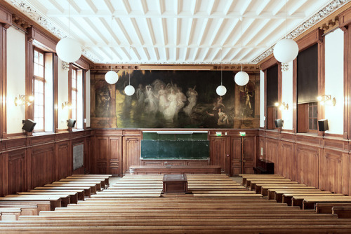 vintagepales2: Sorbonne University, Paris, France