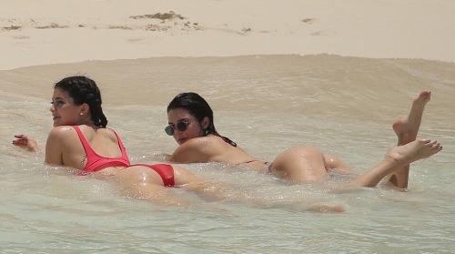 wanna-be-kardashian:  August 10th, 2016 - Kylie and Kendall out in Turks & Caicos  xx