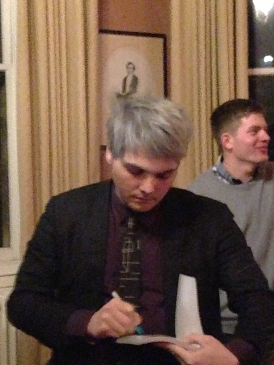 thelastmidtownshow:  BRINGING U GUYS THE BREAKING NEWS THAT GERARD’S HAIR IS GREY