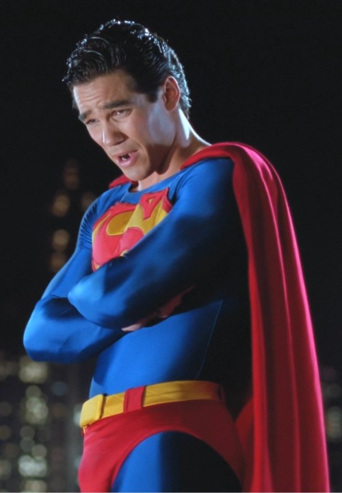 robocoptortured: Dean Cain Superman side bulges, Lois and Clark the new adventures of Superman Seaso