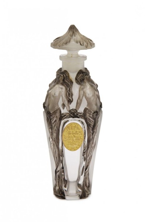 katsadako:cair–paravel:1910s-1920s perfume bottles.@deco-devolution