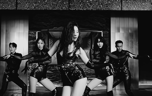 dazzlingkai:TAIL, SUNMI ( 2021 ) – “What are you so happy about, what are you smirking at? Make it right till I die baby. It’s too soon to be sorry, you know it, wait for it. We’re madly in love.”