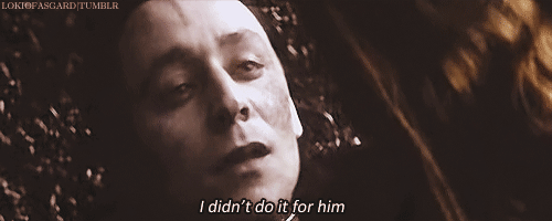 not-safe-for-earth: gavillain:  Comparing two of Loki’s different “deaths”. In the first, he’s a bro