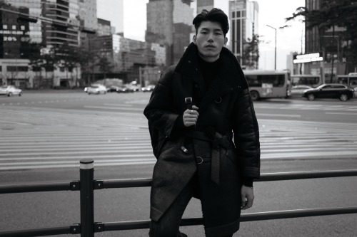 koreanmodel:    KOREANMODEL street-style project featuring Lee Sang Hyun shot by Alex Finch      