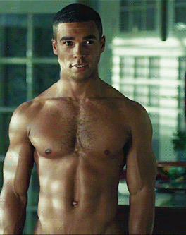 lamarworld: Lucien Laviscount booty & meat