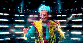 chrishemsworht:movies watched in 2017 - Thor: Ragnarokdir. Taika Waititi