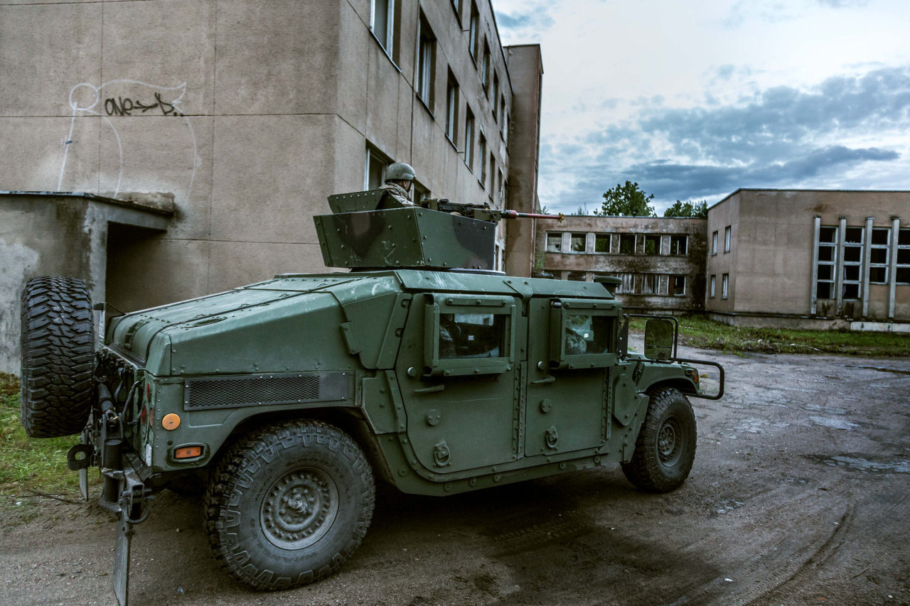 militaryarmament:  (Updated) In Exercise Flaming Sword, the Lithuanian military trained