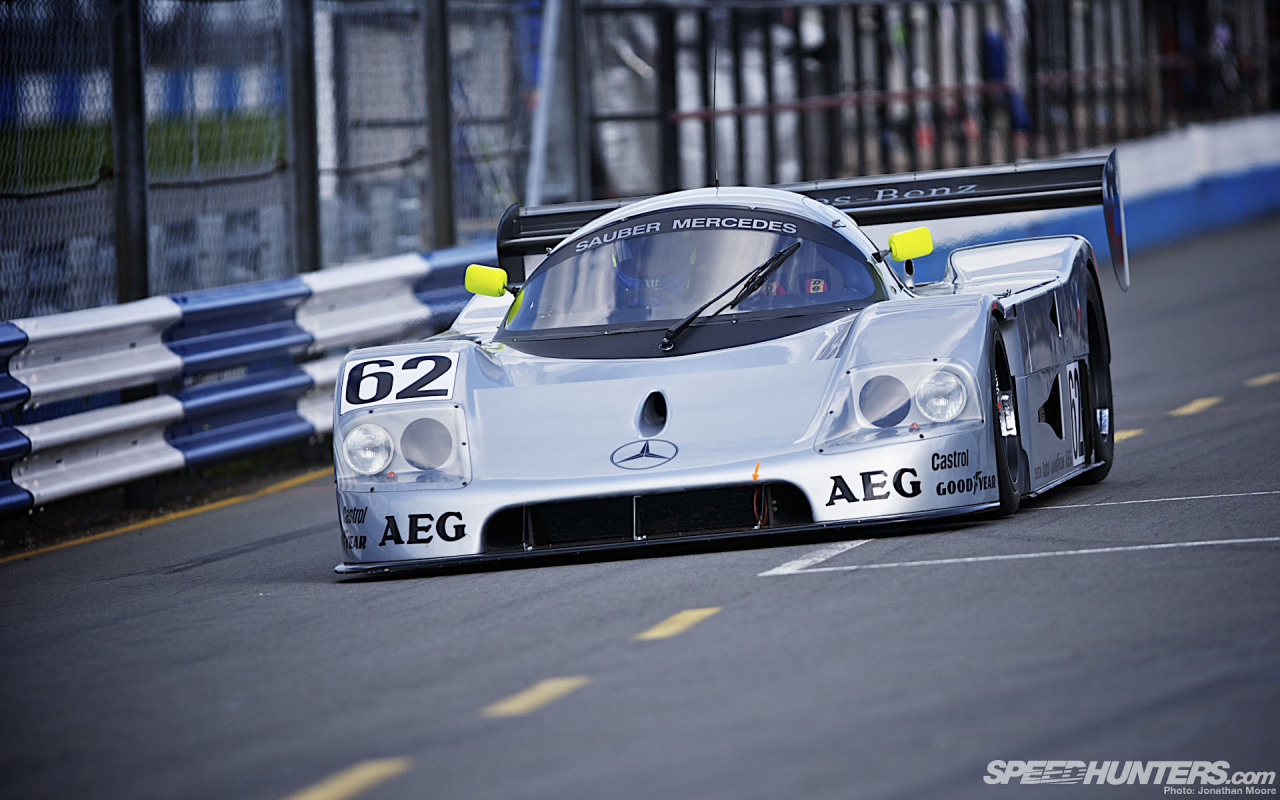 cars-supercars-hypercars:  Sauber Mercedes C9 http://cars-supercars-hypercars.tumblr.com/