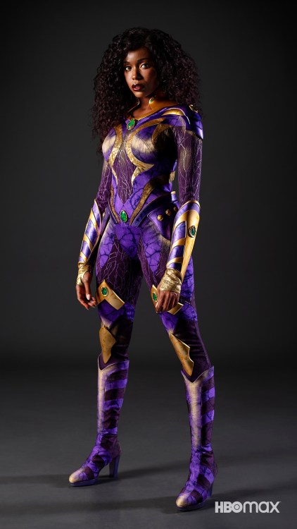 superheroesincolor:See Anna Diop’s new Starfire suit for Titans season 3Get the comics  h