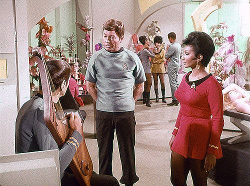 startrekker-runner:There’s been a request for “The Ballad of Bilbo Baggins.”