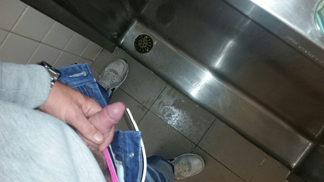 bootslaveboyusa:  nastygrossstuff-3:  daddy-piss:This man’s got the most beautiful