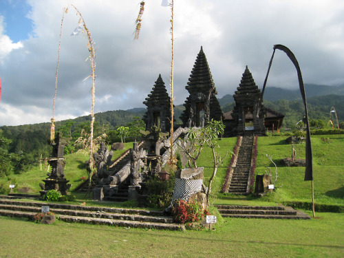Pura Parahyangan Agung Jagatkarta, a balinese hindu temple at Java