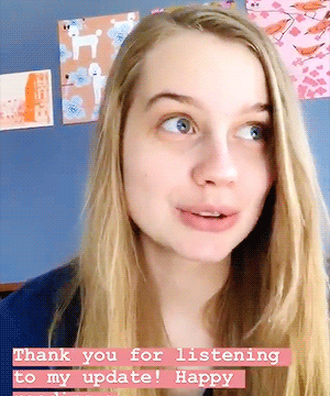 angourie-betty-rice:Angourie Rice in various hairstyles and outfits this week for Reading Rush