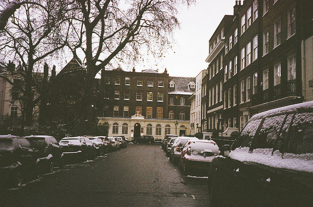 winterfellis:  a posh neighbourhood by spanish harlem mona lisa on Flickr. 