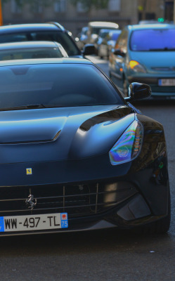 cokexgod:  Fade to black | Paul SKG | More.SN: Full black Ferrari F12 Berlinetta 