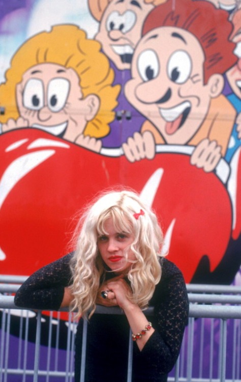 theoriginalbabydoll:Kat Bjelland at the Dreamland amusement park, Margate, Kent, UK (July 1, 1992) P