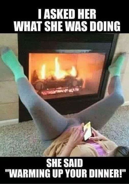 dompillowprincess: dirtytalk-sexmemes: Dirty talk: who wants dinner That’s right! Come and get