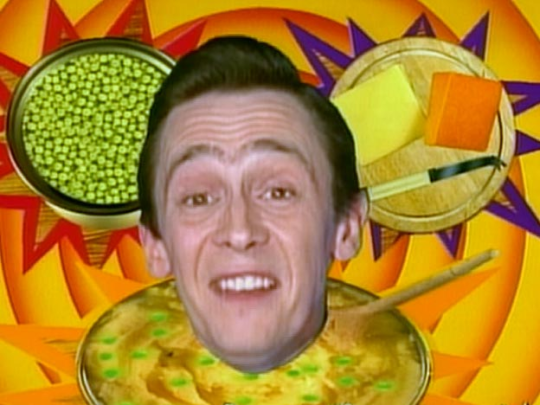acoolguy:  buddhabrand:   baaulp: Whats the saddest meal you can think of?   …………cheesy peasy…..  