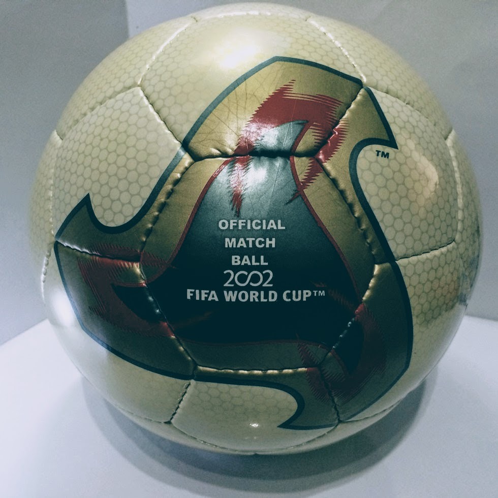 adidas 2002 ball