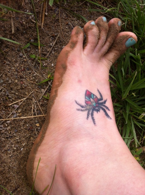 Dirty feet!!
