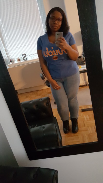 missbuttercupifurnasty:  missbuttercupifurnasty:  11.24.2016  Thick thick with yo cute ass