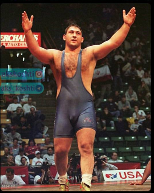 I will never get enough wrestler nubs.  How could one not love such masculine guys with their awesom