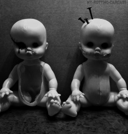 0ccultism-blog:  “Twins” 