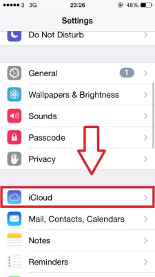 sailyourownship:  cheeky—-cunt:  PSA How to keep yourself safe from iCloud hackers. Please make sure your auto photo sharing is turned off so that others don’t fall victim to having their photos stolen like those poor celebs. Reblog to get the word