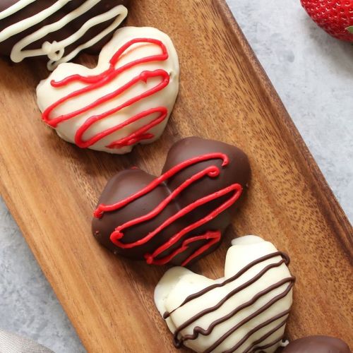 Chocolate Covered Strawberry Hearts - an original treat to make for your Valentine’s Day sweetheart!