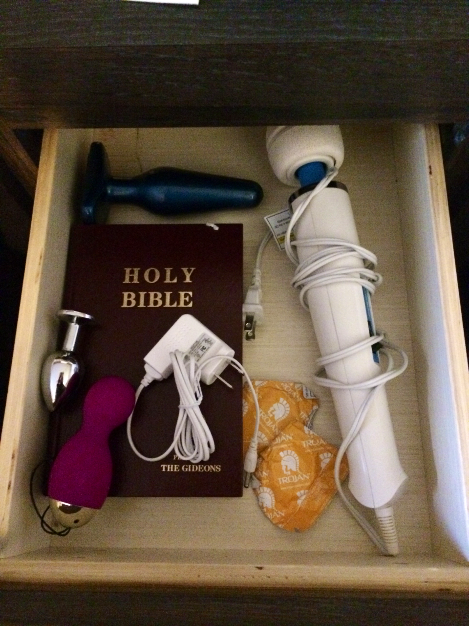 blondebombshellescort:incognitomaneater:  thesocialistprostitute:  I couldn’t resist.