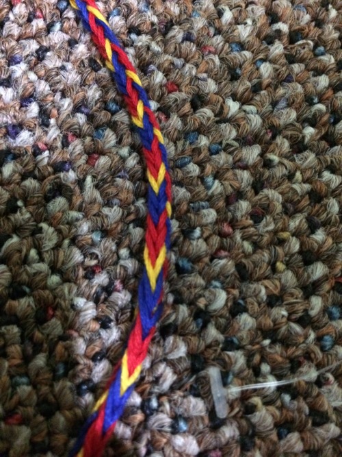 brothuania: I finished two more friendship bracelets! These ones are for grauspitz and ehcuriousturt