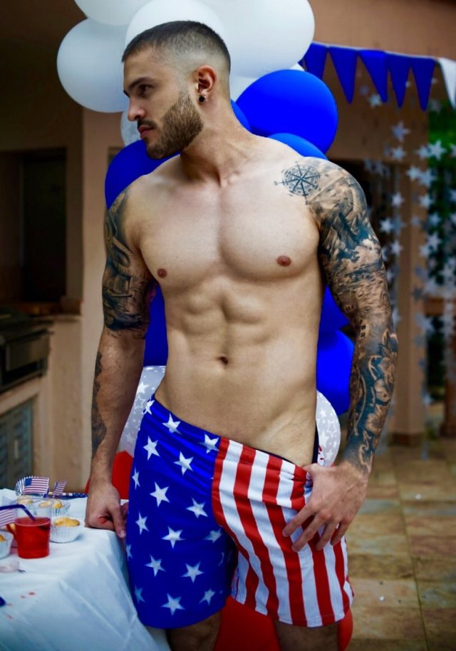 Mancaveblogs-Deactivated2021021:It Was The Forth Of July And I Was So Horny. So I