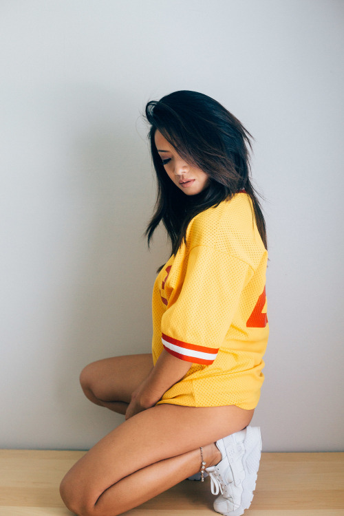 eyesfavecandy:  Julie Meka by Minnie Morklithavong