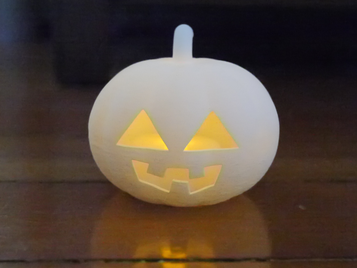 instructables:  3D Printed Jack o’ Lantern  Halloween is coming up soon and so