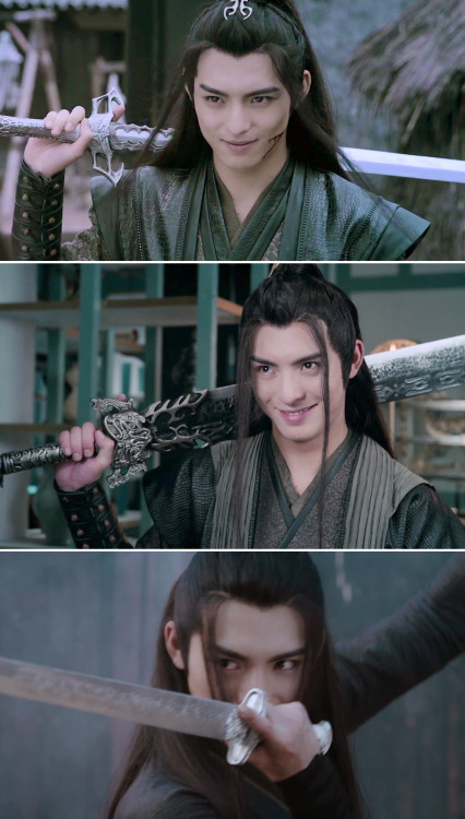 silvysartfulness:The pointy-finger way Xue Yang holds any sword he gets his greedy hands on, amirite