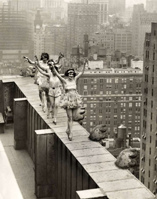musicbabes:Rooftop Ballet, 1924.