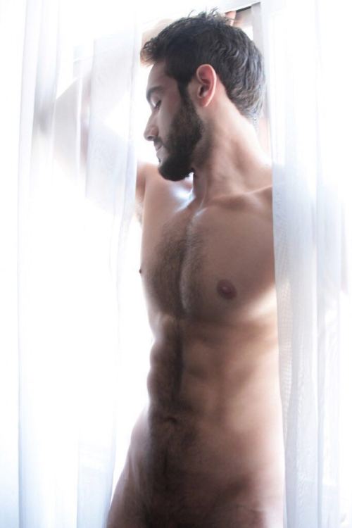 hunkopedia:    Follow Hunk’o’pedia for more hot guys! | Follow my personal blog   