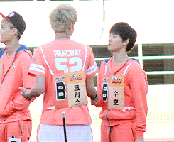 suhotness-deactivated20140921:  leaders being intimate~ 