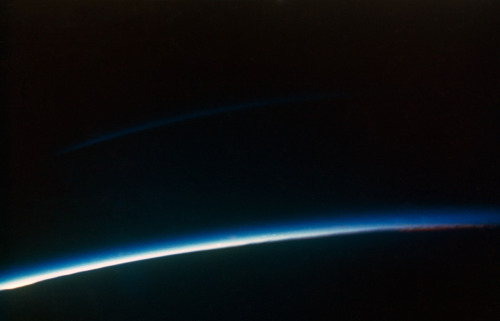 humanoidhistory:ORBITAL SUNSET – On February 20, 1962, Mercury astronaut John Glenn orbited the Earth three times – and he observed an orbital sunset three times. (NASA)