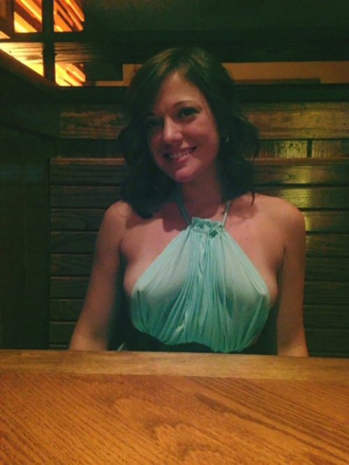 mrkkinklife:  sexy-pokies:  Kinda nippy in that room (Xpost from /r/RandomSexiness)   I love it!