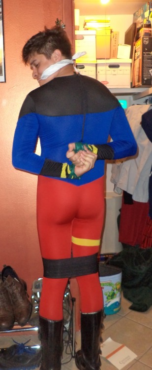 thesidekink:  Superboy Captured! Part 1 Posting porn pictures