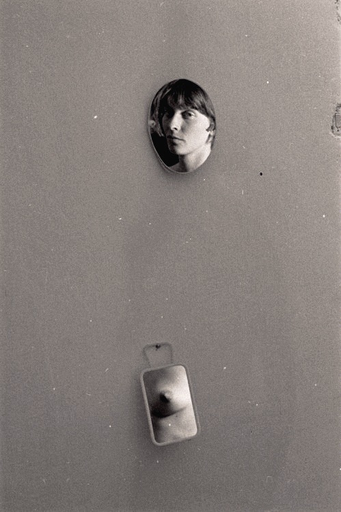 miss-catastrofes-naturales:  Ujj Zsuzsi Untitled Series (1989)