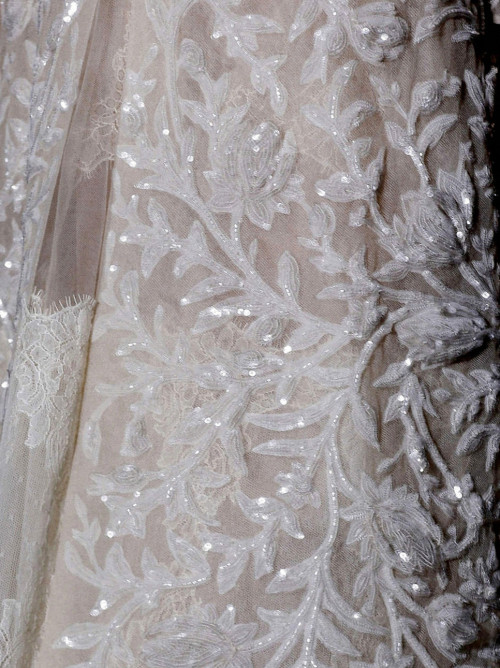 agameofclothes: Details from Queen Maragery’s wedding gown, Valentino