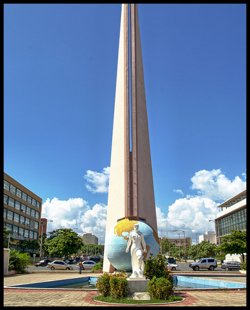 La Bolita del Mundo &ndash; Santo Domingo
