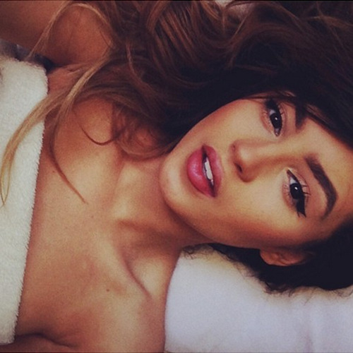 defemmes:  Valerie Mercado Instagram - Tumblr - Twitter 