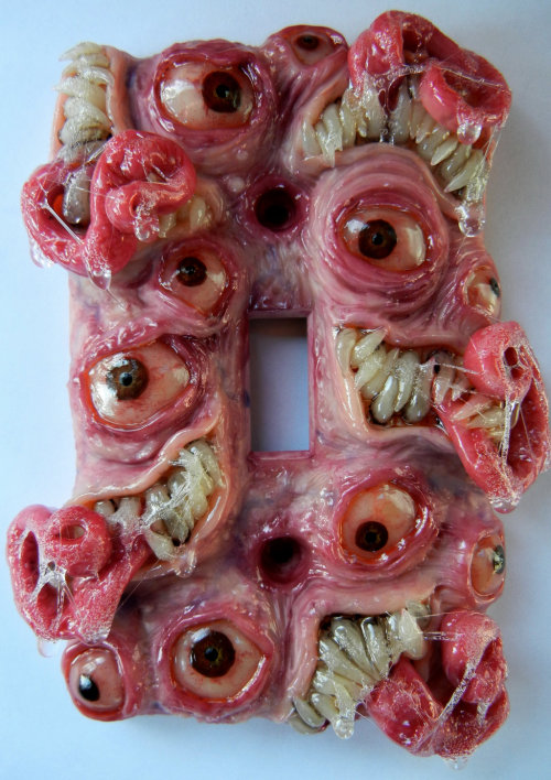 mortifiedandawesome:  Too icky for me but they are magnificent! 