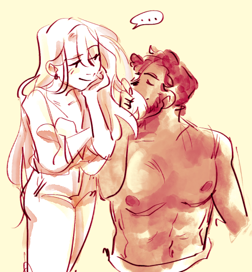 sometimes ur husband smells good so u just gotta take a sniff of his hair, thas amour baby