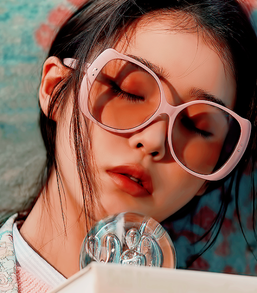 dazzlingkai:IU x ELLEMEN