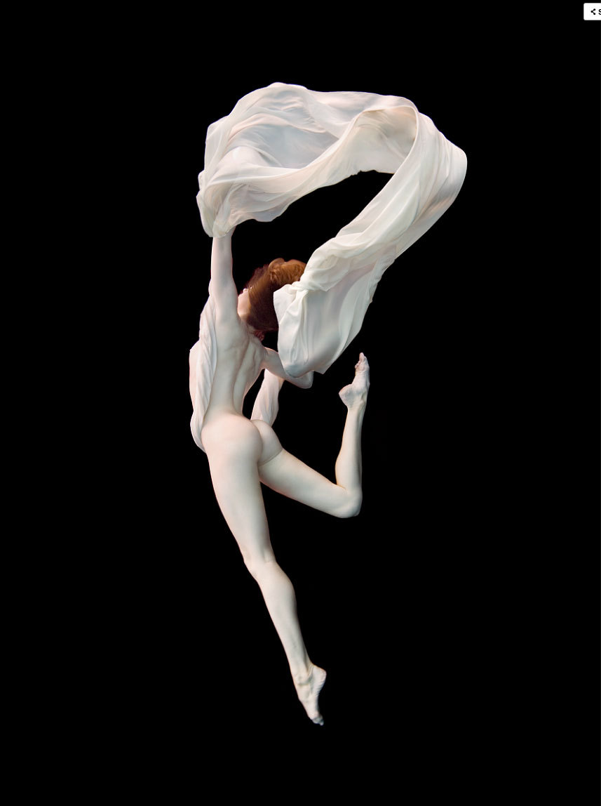 river-of-constant-change:  veryprivateart:  Underwater photos by Peter Benke  Sensuality
